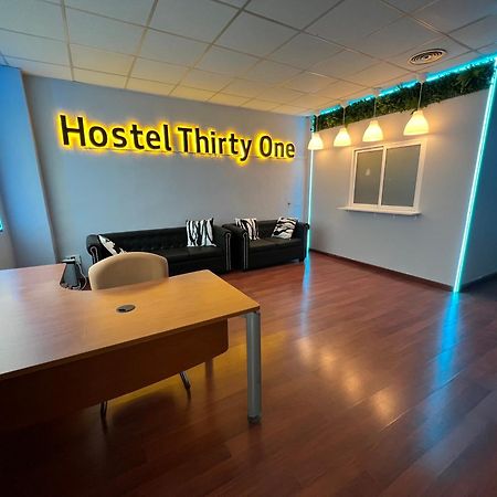 Hostel Thirty One Madrid Exterior photo